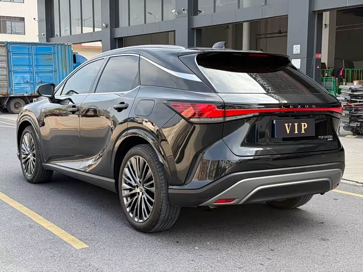 Lexus RX 2025 350h 4 WD — фото 9