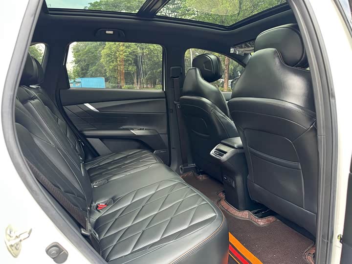 Changan CS75 PLUS 2025 UItra 2.0 T — фото 37