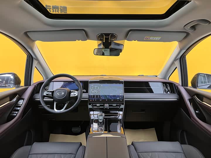 Trumpchi M8 2024 400 T — фото 16