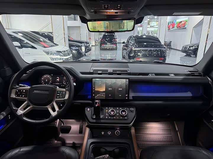 Land Rover Defender — фото 6