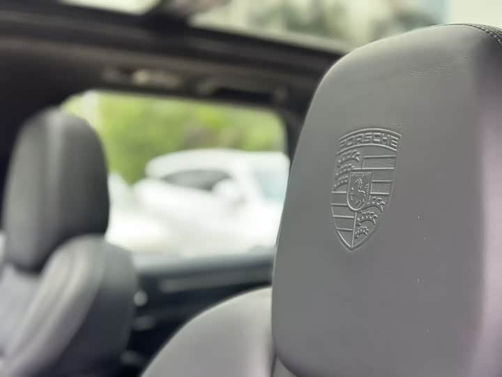 Porsche Cayenne 2015 Cayenne GTS 3.6 T — фото 23