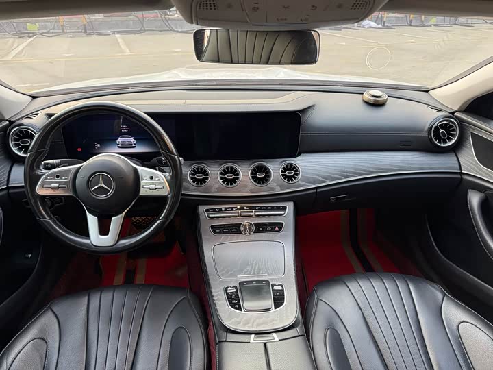 Mercedes-Benz CLS 2020 CLS 300 — фото 4