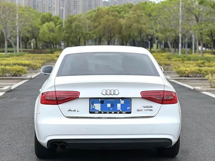 Audi A4L 2016 30 TFSI ATComfort — фото 8