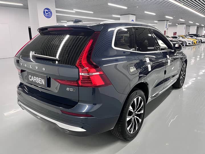 Volvo XC60 2025 B 5 4 WD — фото 15