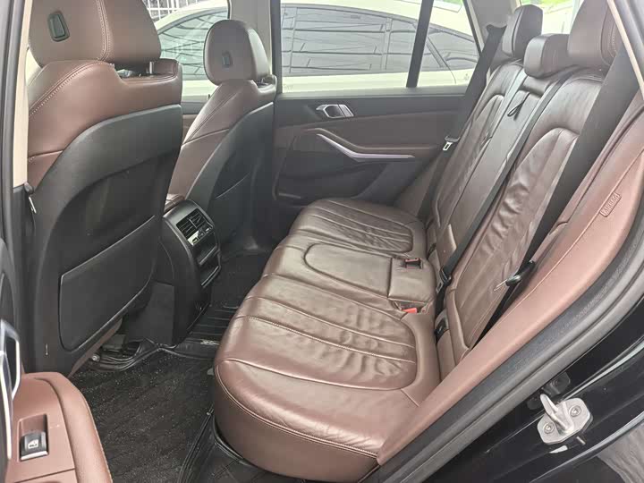 BMW X5 xDrive30i M спортпакет — фото 8