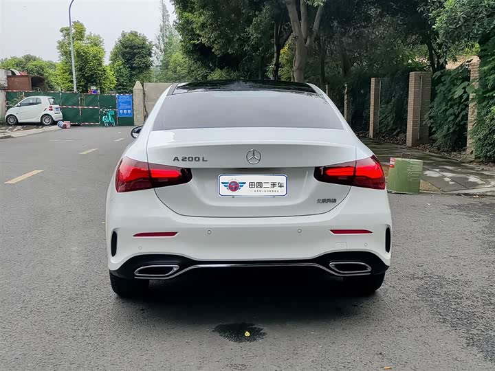 Mercedes-Benz A-Class 2023 A 200 L — фото 5