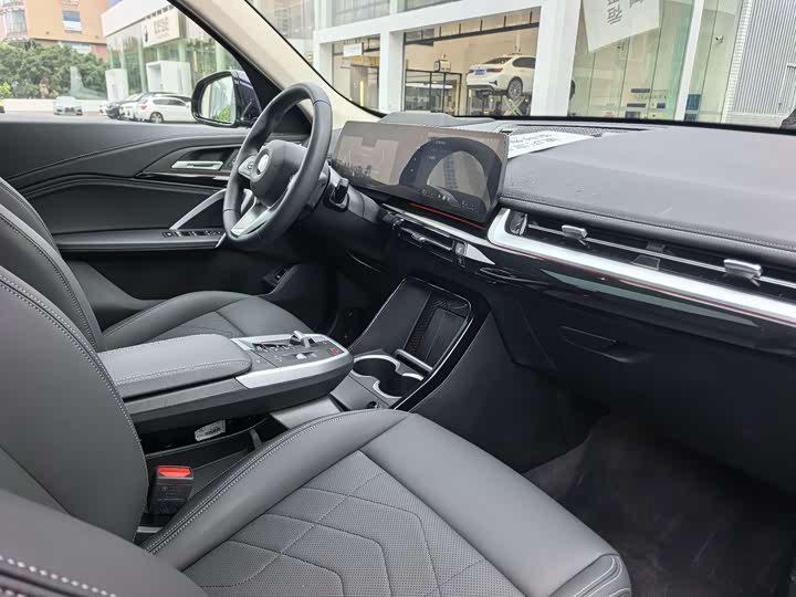 BMW X1 2025 s Drive 25 Li X — фото 23