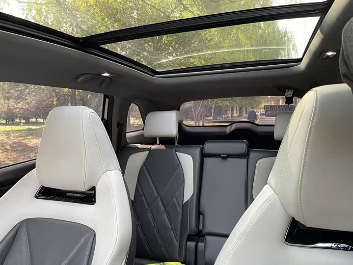 Changan CS75 PLUS 2023 2.0 T ATPremium — фото 16