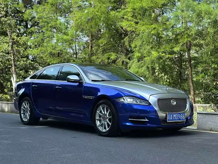 Jaguar XJ 2014 XJL 2.0 T 2 WD — фото 12