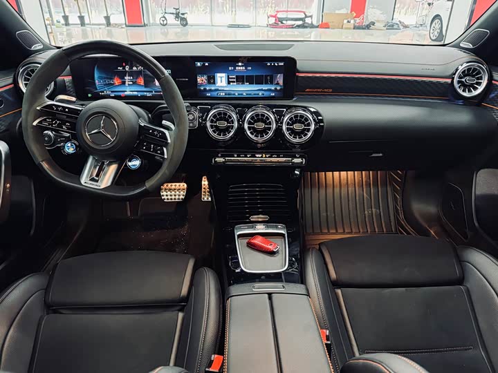Mercedes-Benz A-Class 2024 AMG A 45 S 4 MATIC+ — фото 29
