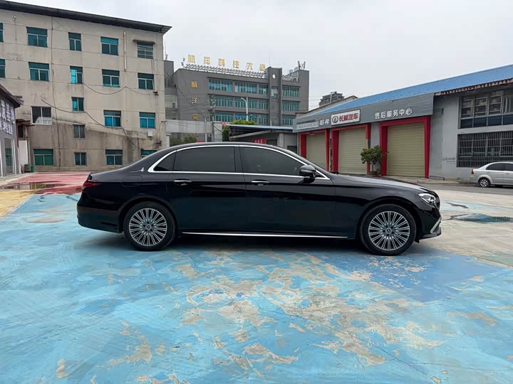Mercedes-Benz E-Class 2021 E 300 L Luxury — фото 4