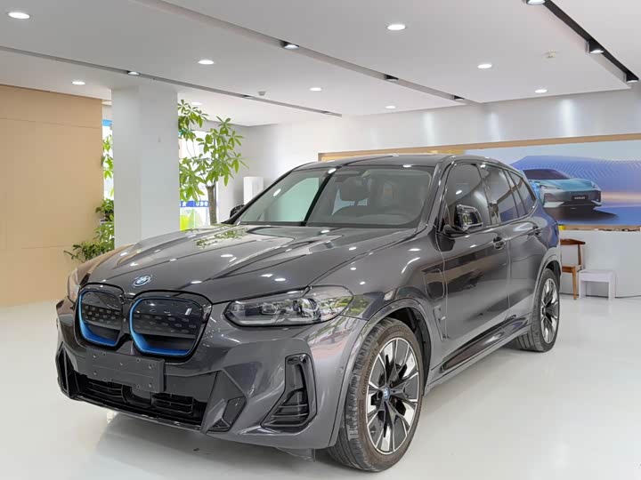 BMW i X 3 2022