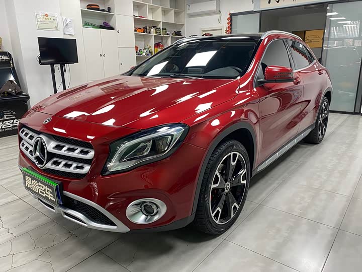 Mercedes-Benz GLA 2017 GLA 220 4 MATIC