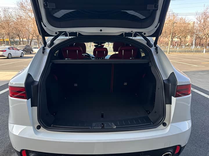 Jaguar E-PACE 2024 R-DYNAMIC S — фото 15