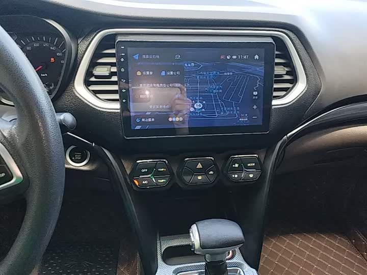 Trumpchi GS4 2017 235 T AT 2 WD — фото 13