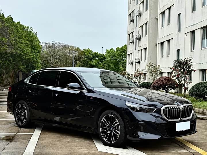 BMW 5 Series 525Li M спортпакет — фото 4