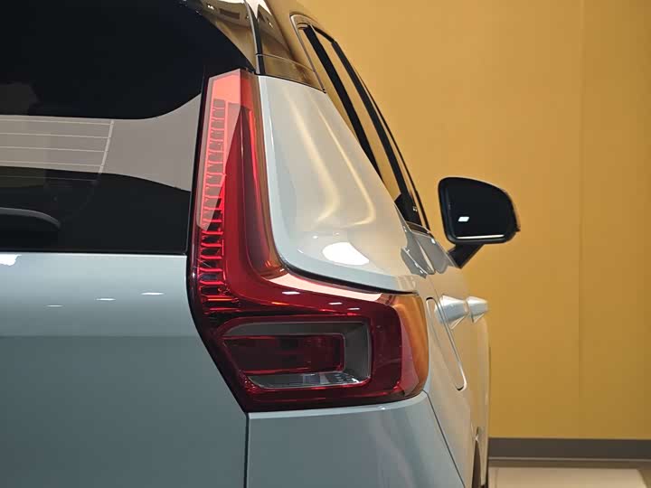 Volvo XC40 2020 T 3 — фото 27