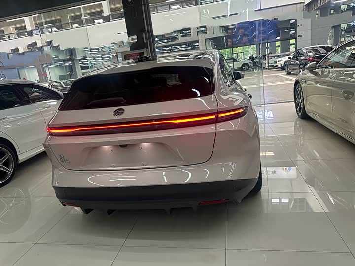 NIO ET5T 2023 75k Wh Touring — фото 15