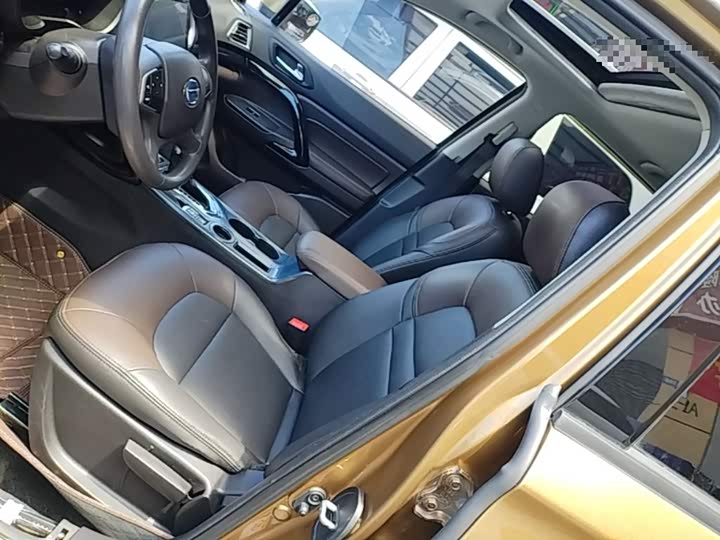 Trumpchi GS4 2017 235 T AT 2 WD — фото 15