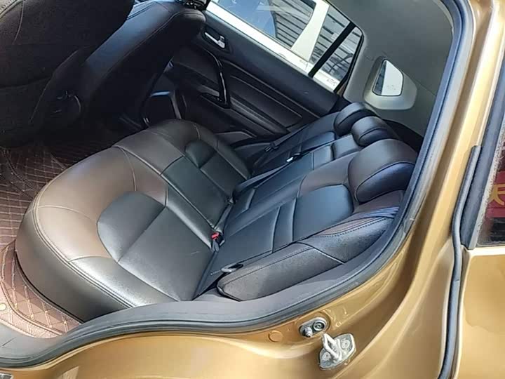 Trumpchi GS4 2017 235 T AT 2 WD — фото 17