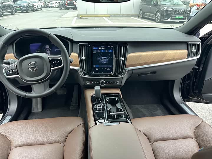 Volvo S90 Hybrid 2024 Hybrid 4 WD — фото 6