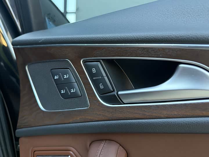 Audi A6L 2016 50 TFSI quattro — фото 31