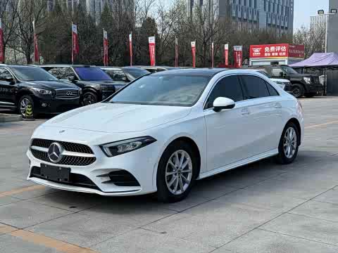 Mercedes-Benz A-Class 2019 A 200 L — фото 20