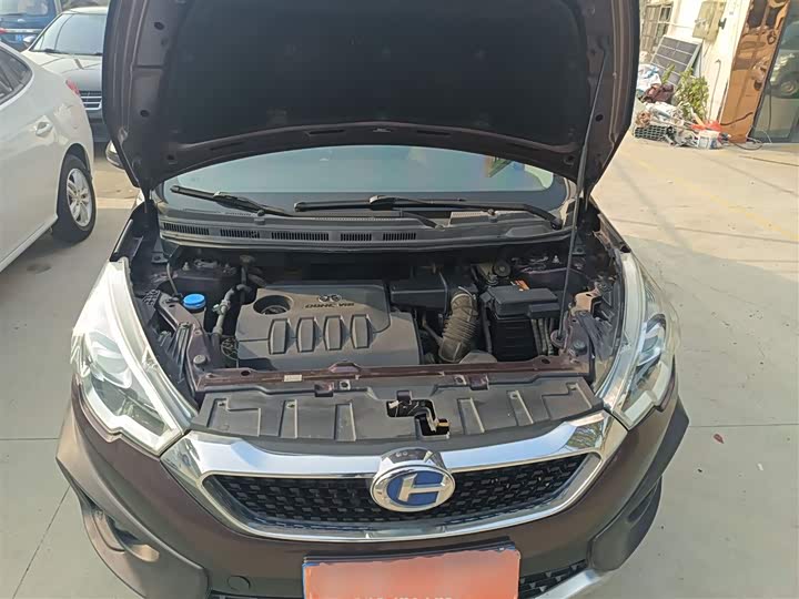BAIC Changhe Q25 2016 1.5 L MT — фото 17