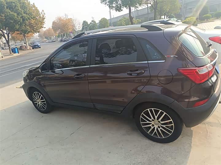 BAIC Changhe Q25 2016 1.5 L MT — фото 4