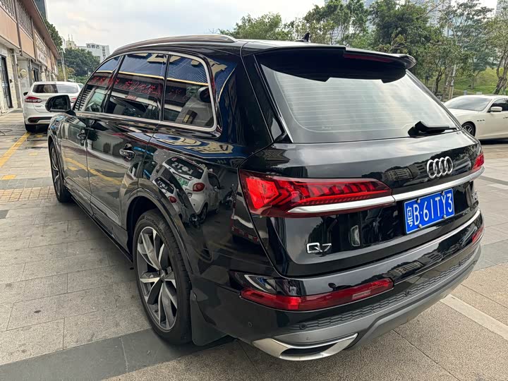Audi Q7 2020 55 TFSI quattro — фото 8