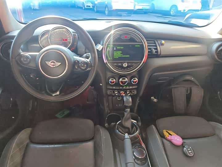 MINI Hatch — фото 12