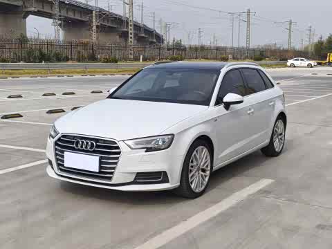 Audi A3 2017 Sportback 40 TFSI — фото 15