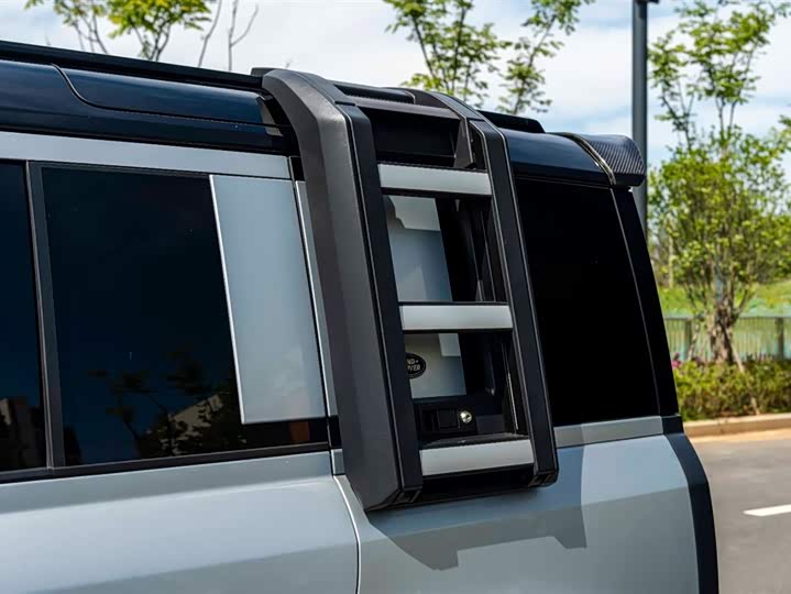 Land Rover Defender — фото 21