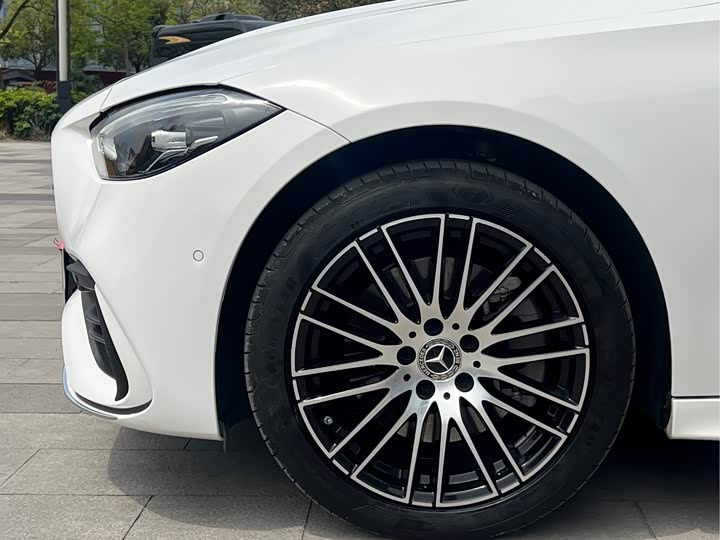 Mercedes-Benz C-Class 2023 C 260 L — фото 10