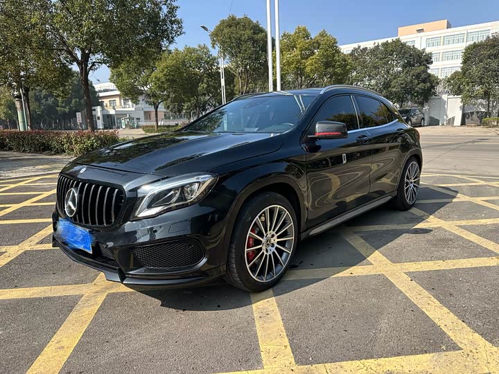 Mercedes-Benz GLA 2015 AMG GLA 45 4 MATIC — фото 1