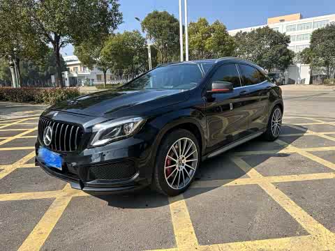 Mercedes-Benz GLA 2015 AMG GLA 45 4 MATIC — фото 10