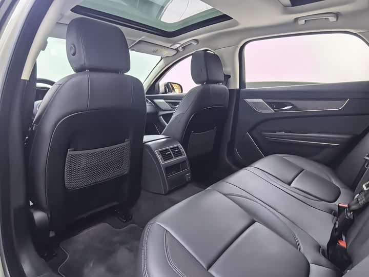 Jaguar XFL 2022 XFL 2.0 T P 200 2 WD — фото 12