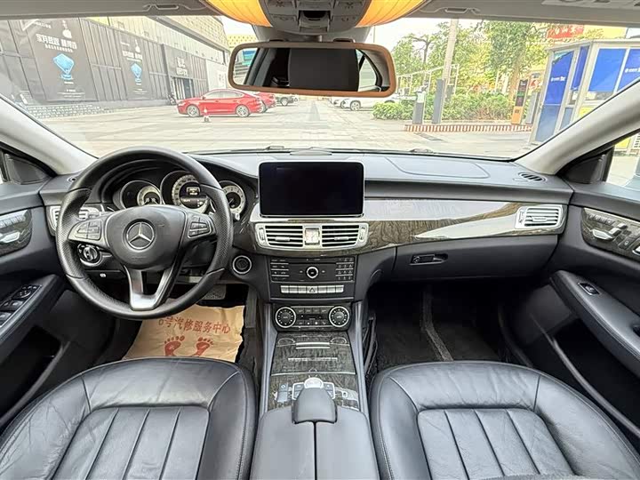 Mercedes-Benz CLS 2015 CLS 320 — фото 14