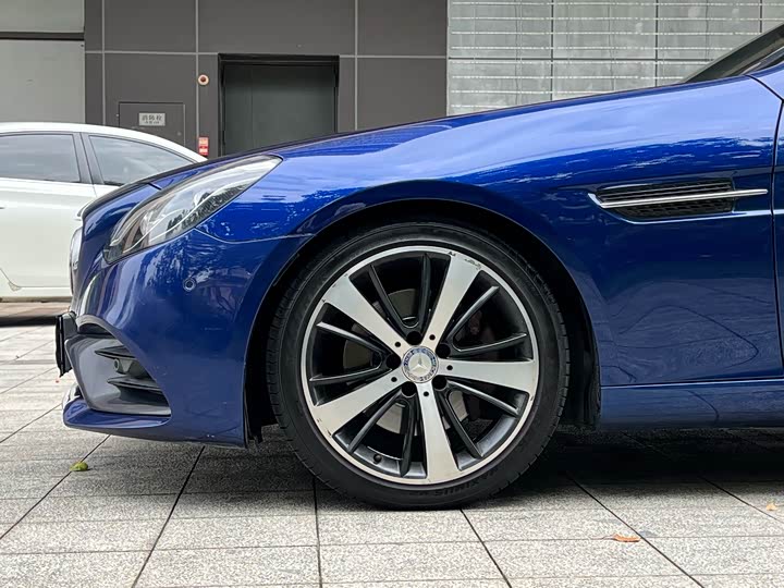 Mercedes-Benz SLC 2016 SLC 200 — фото 5