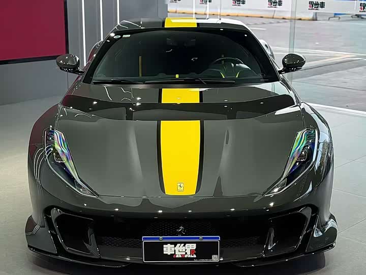 Ferrari 812 2022 6.5 L AT — фото 2