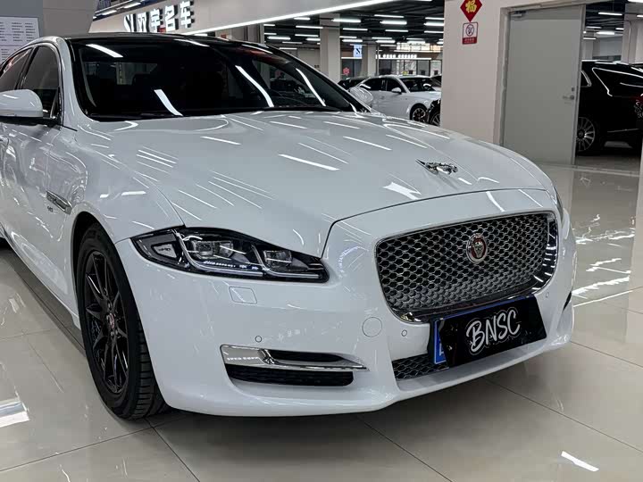 Jaguar XJ 2016 XJL 3.0 SC 2 WD — фото 13
