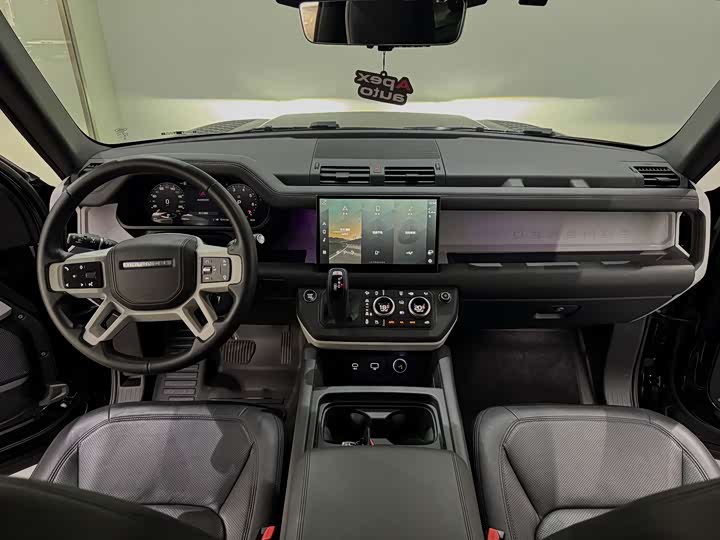 Land Rover Defender — фото 21