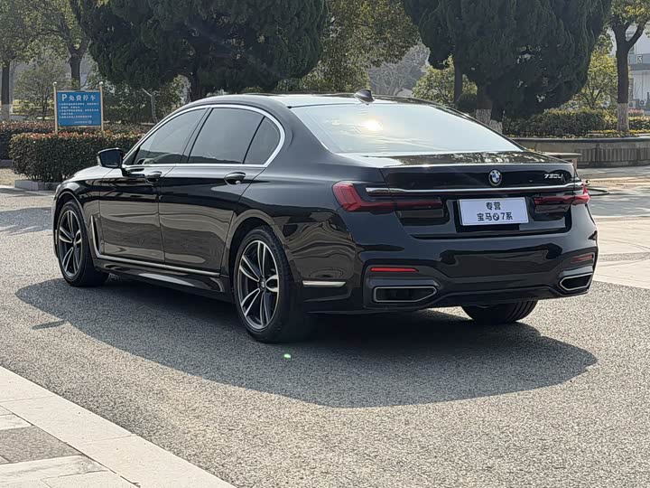 BMW 7 Series 730Li M спортпакет — фото 6