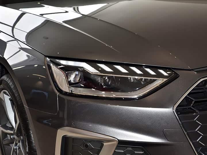 Audi A4L 40 TFSI стиль-динамик — фото 15