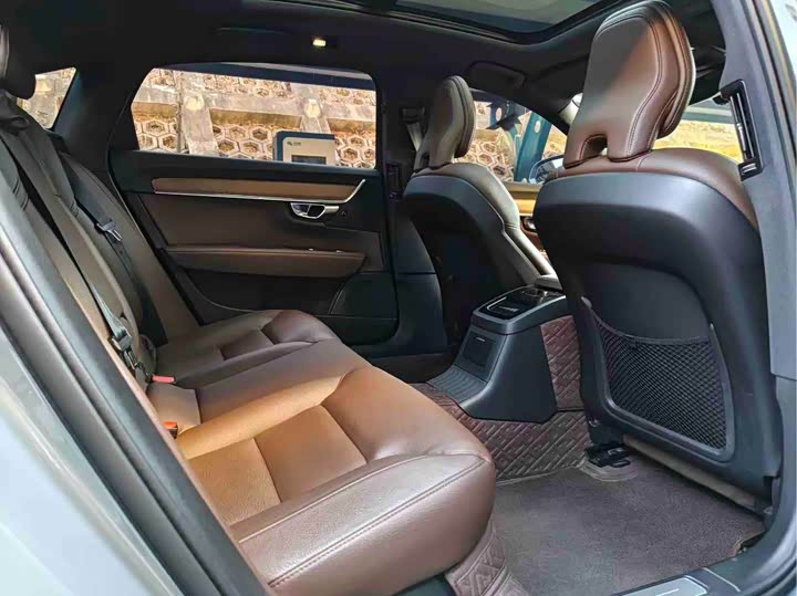 Volvo S90 Hybrid 2022 T 8 E Hybrid — фото 11