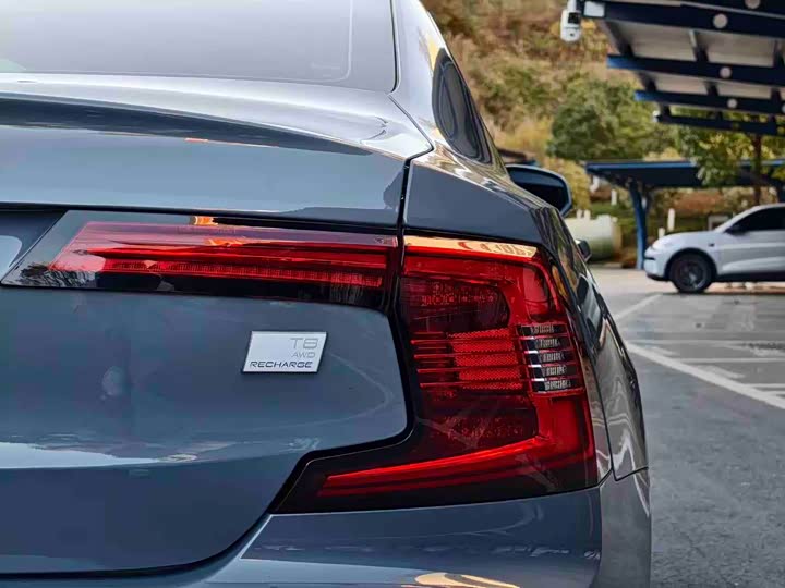 Volvo S90 Hybrid 2022 T 8 E Hybrid — фото 19