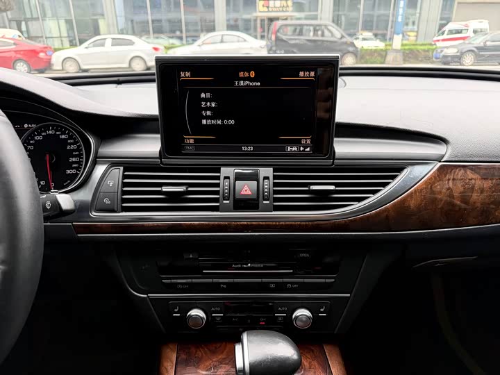Audi A6L 2015 30 FSI — фото 13