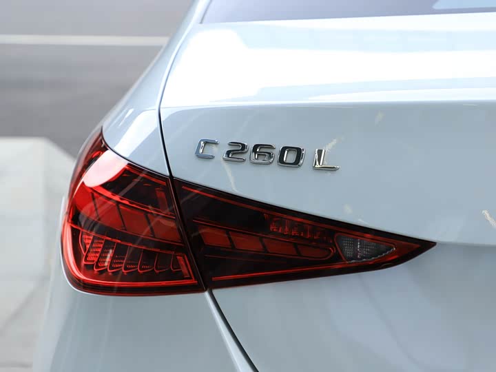 Mercedes-Benz C-Class 2024 C 260 L — фото 17