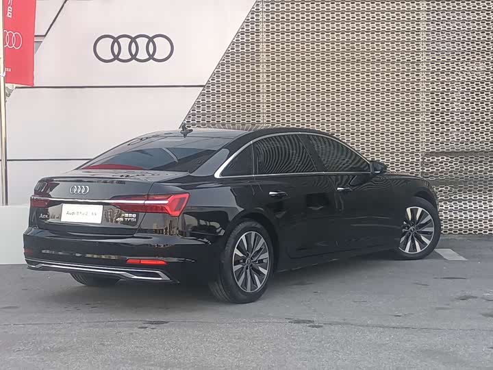 Audi A6L 2024 45 TFSI — фото 10