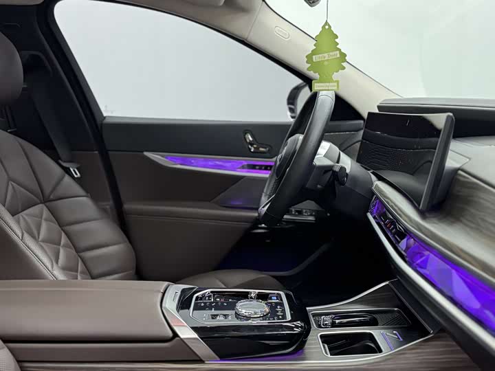 BMW i7 2023 e Drive 50 L M — фото 21